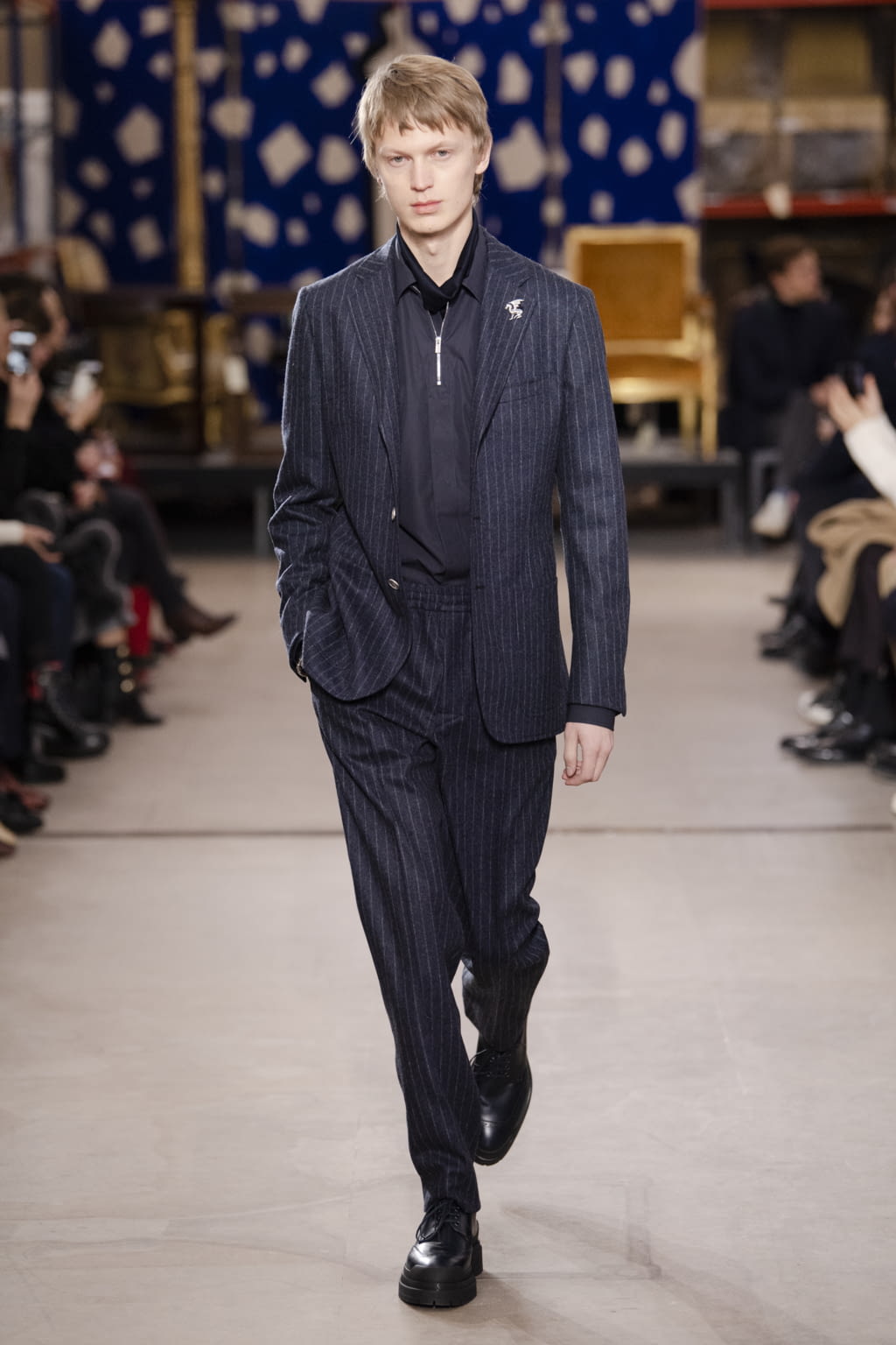 Fashion Week Paris Fall/Winter 2019 look 7 from the Hermès collection menswear