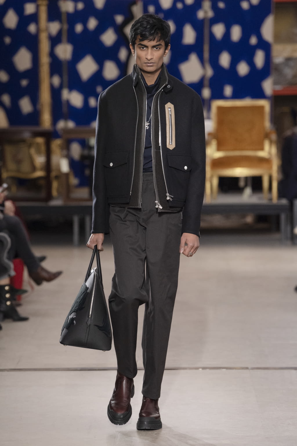 Fashion Week Paris Fall/Winter 2019 look 19 from the Hermès collection 男装