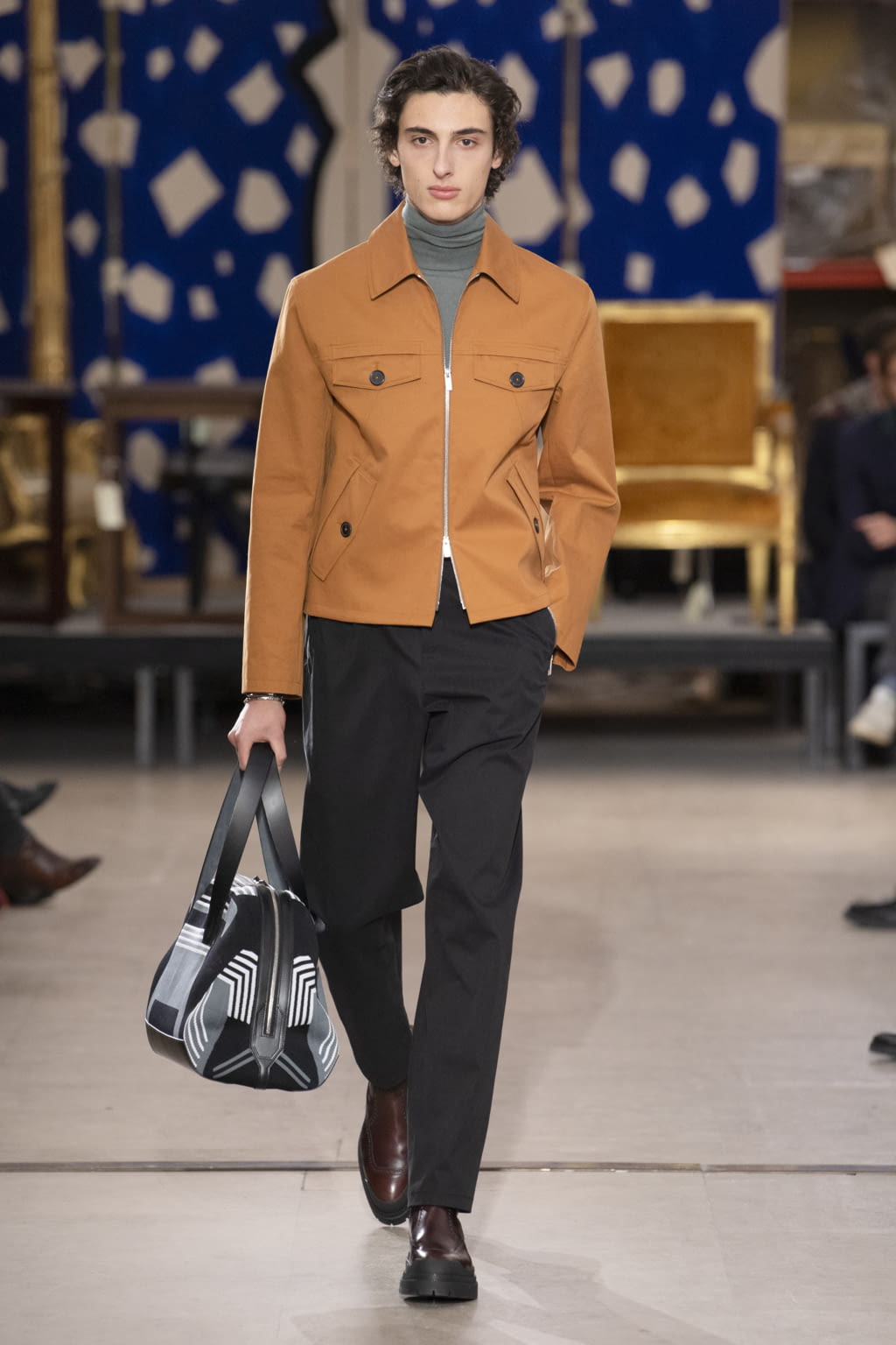 Fashion Week Paris Fall/Winter 2019 look 28 from the Hermès collection menswear
