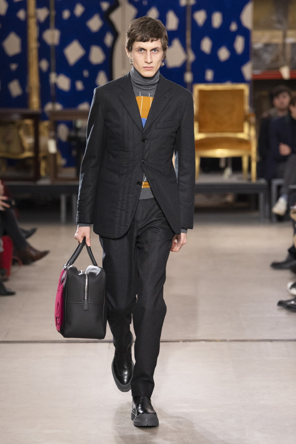 Fashion Week Paris Fall/Winter 2019 look 30 from the Hermès collection menswear