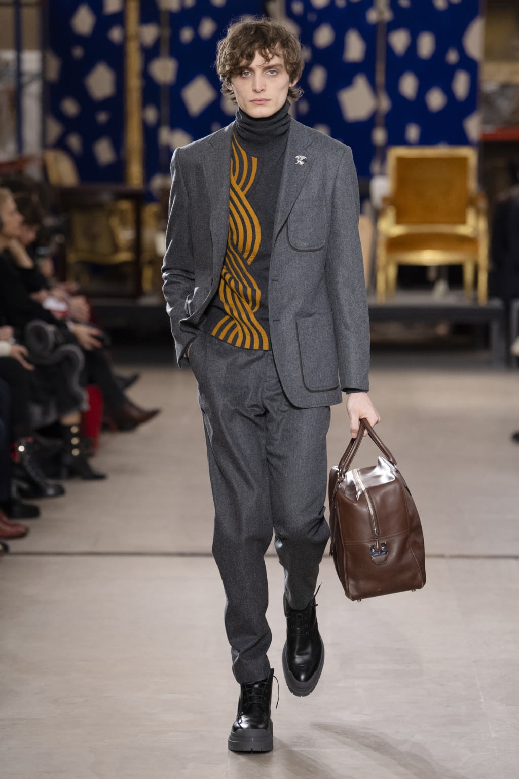 Fashion Week Paris Fall/Winter 2019 look 32 from the Hermès collection menswear