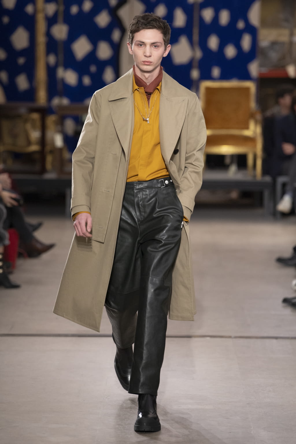 Fashion Week Paris Fall/Winter 2019 look 33 from the Hermès collection 男装