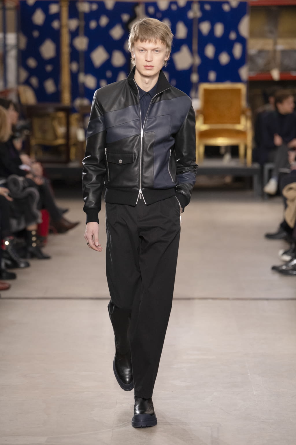Fashion Week Paris Fall/Winter 2019 look 38 from the Hermès collection 男装