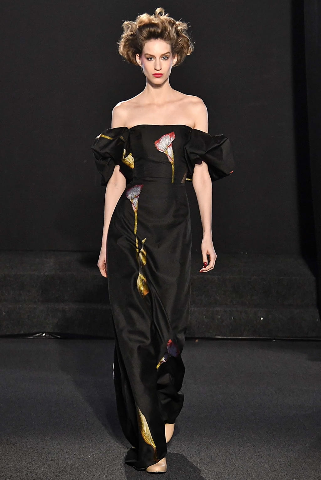 Fashion Week Paris Spring/Summer 2018 look 7 from the Ronald Van Der Kemp collection couture