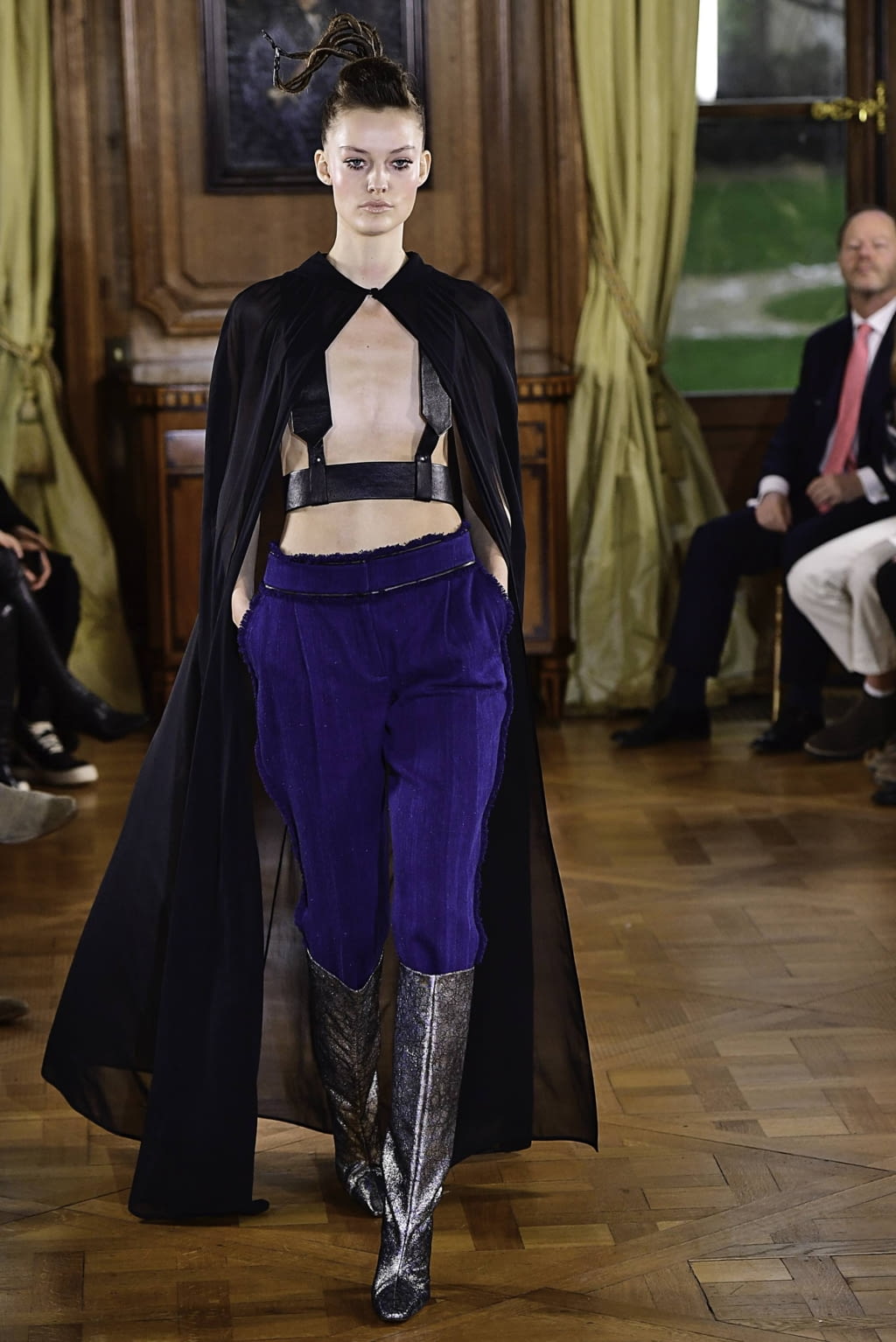 Fashion Week Paris Spring/Summer 2019 look 35 from the Ronald Van Der Kemp collection couture