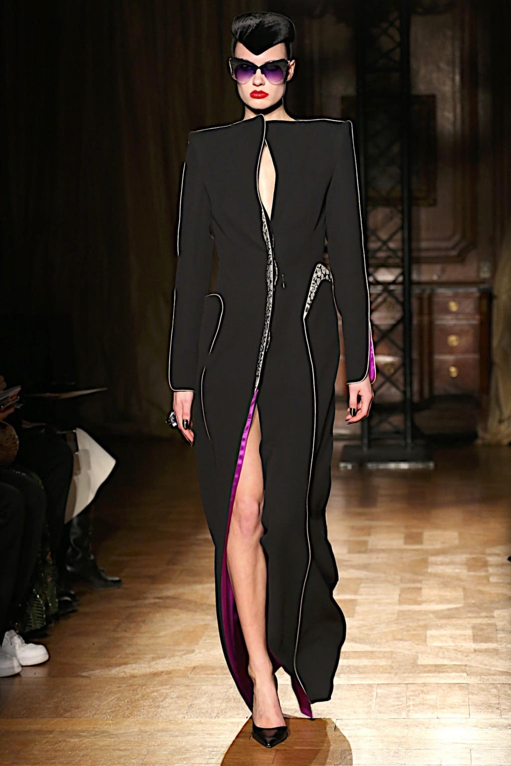 Fashion Week Paris Spring/Summer 2020 look 24 from the Ronald Van Der Kemp collection couture