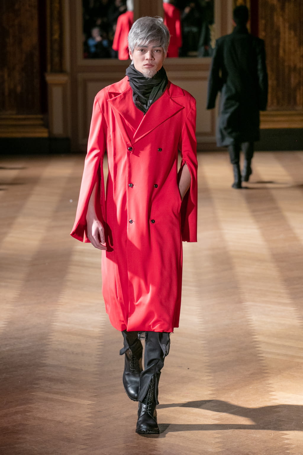 Fashion Week Paris Fall/Winter 2020 look 11 from the Rynshu collection 男装
