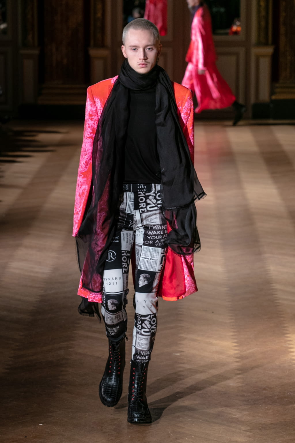 Fashion Week Paris Fall/Winter 2020 look 15 de la collection Rynshu menswear