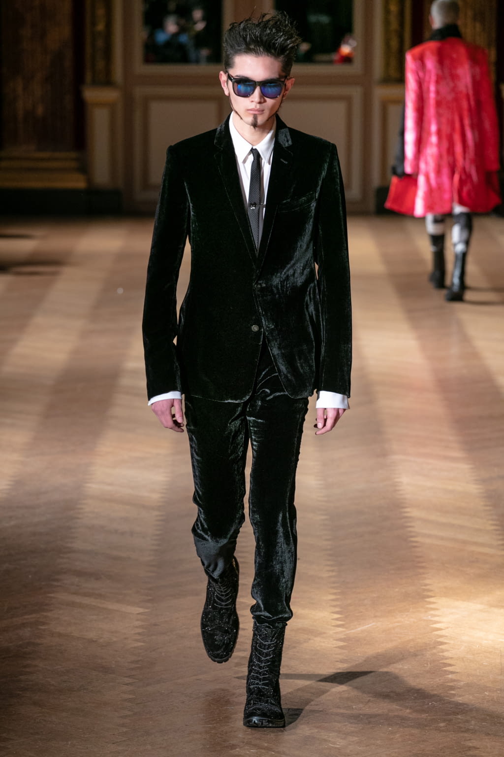 Fashion Week Paris Fall/Winter 2020 look 17 from the Rynshu collection menswear