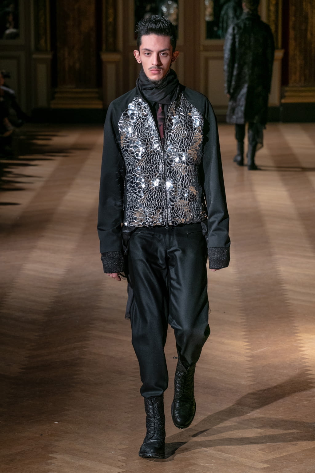 Fashion Week Paris Fall/Winter 2020 look 26 from the Rynshu collection menswear