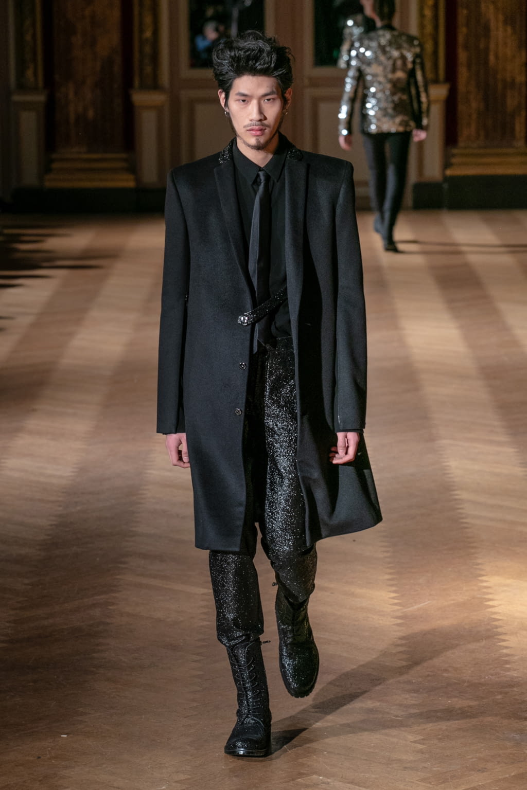 Fashion Week Paris Fall/Winter 2020 look 29 from the Rynshu collection 男装