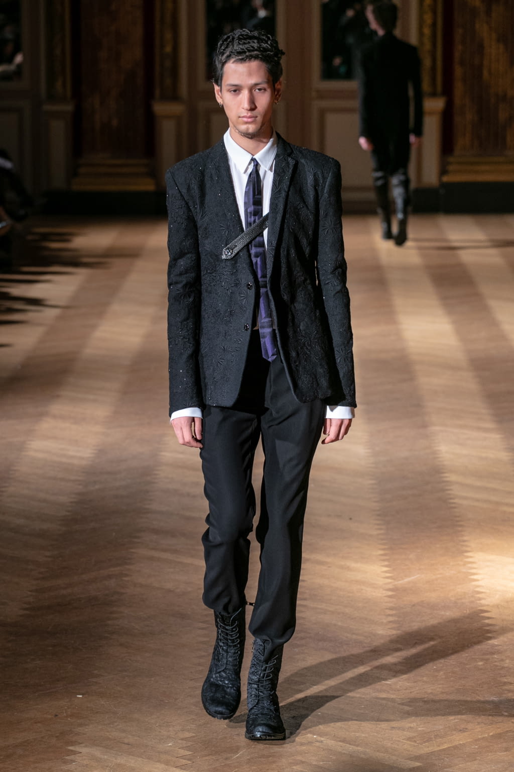 Fashion Week Paris Fall/Winter 2020 look 35 from the Rynshu collection menswear