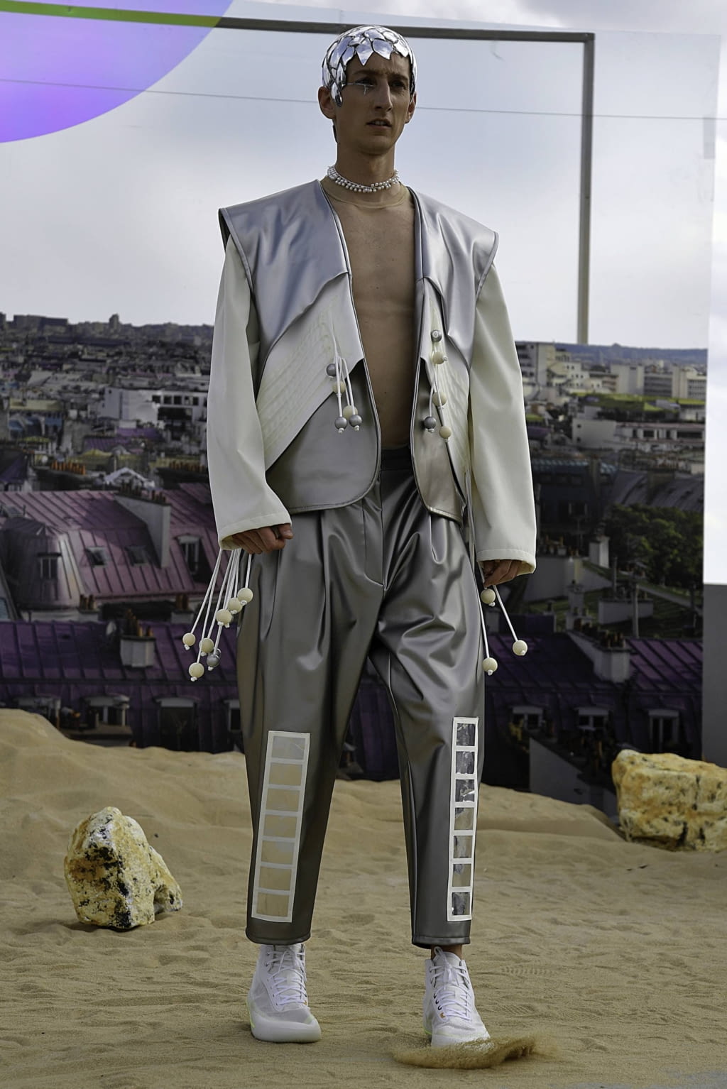 Fashion Week Paris Spring/Summer 2020 look 1 from the Pigalle collection 男装
