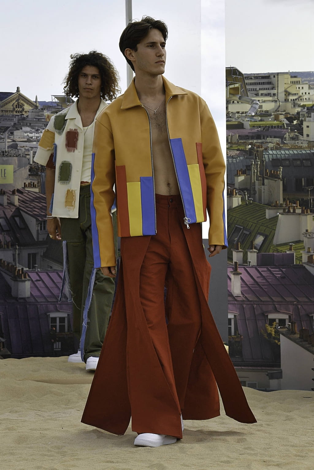 Fashion Week Paris Spring/Summer 2020 look 16 from the Pigalle collection 男装
