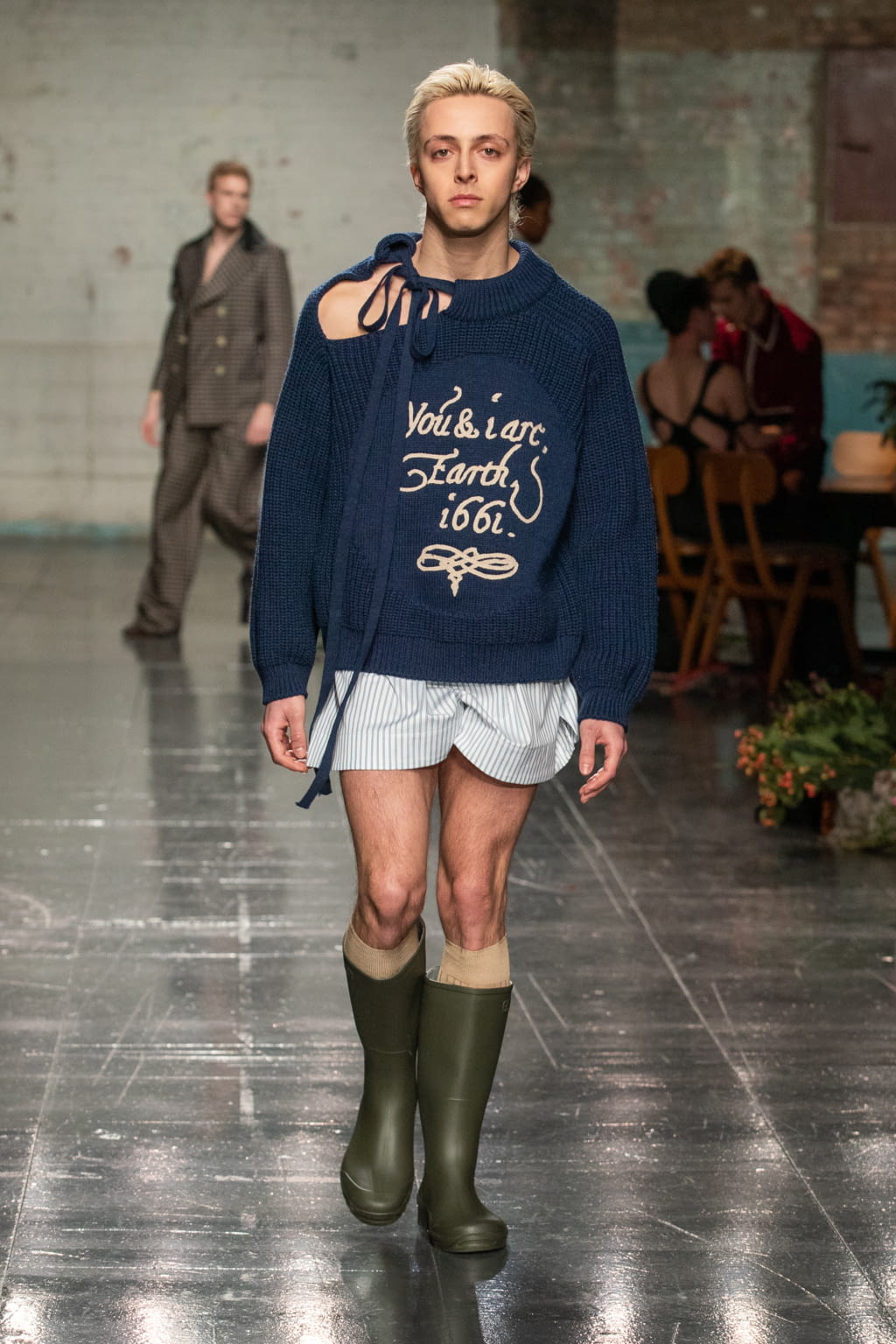 Fashion Week London Fall/Winter 2022 look 14 from the S.S.Daley collection 男装