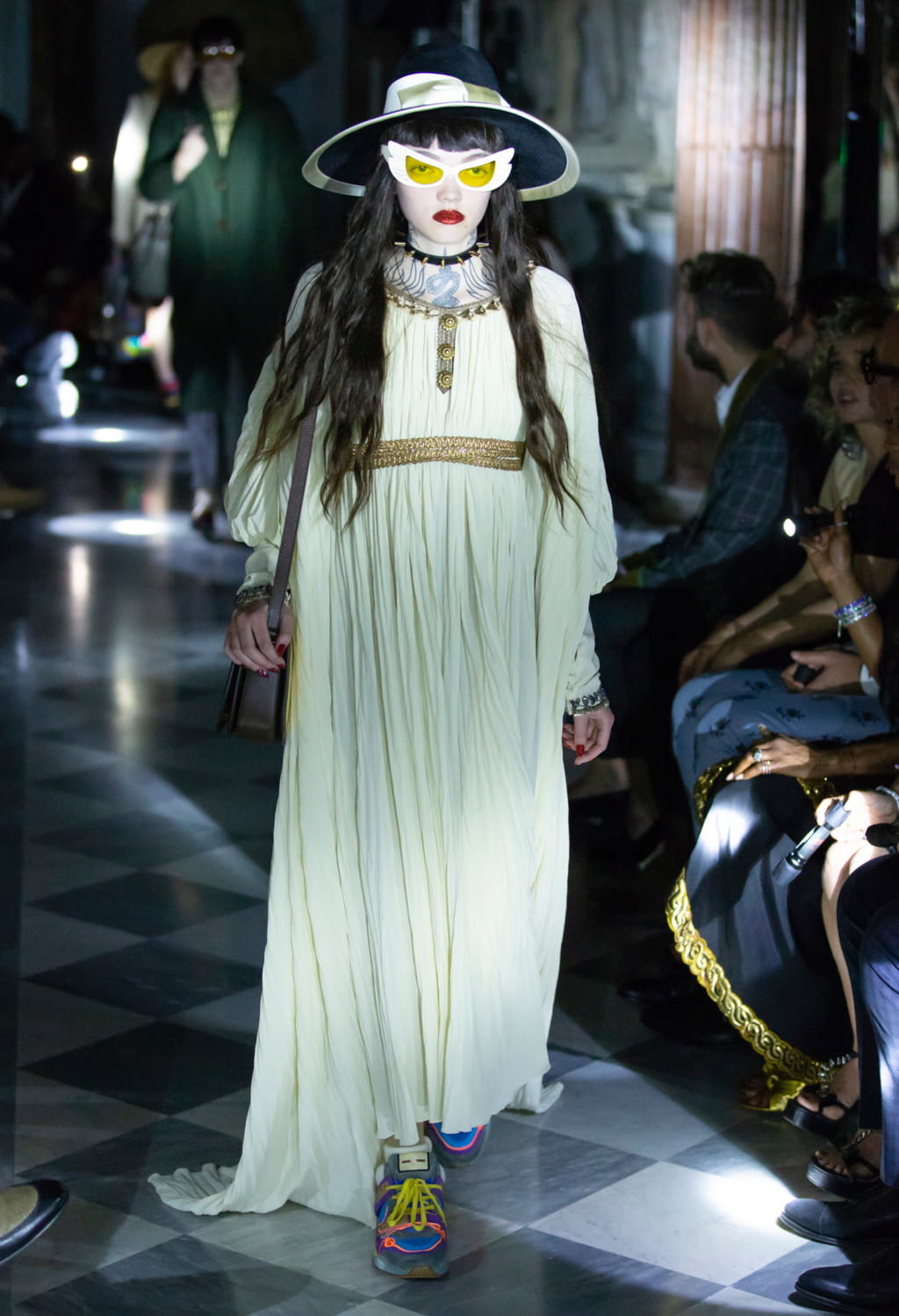 Fashion Week Milan Resort 2020 look 44 from the Gucci collection womenswear