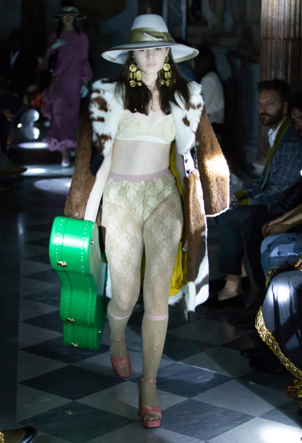 Fashion Week Milan Resort 2020 look 66 de la collection Gucci womenswear