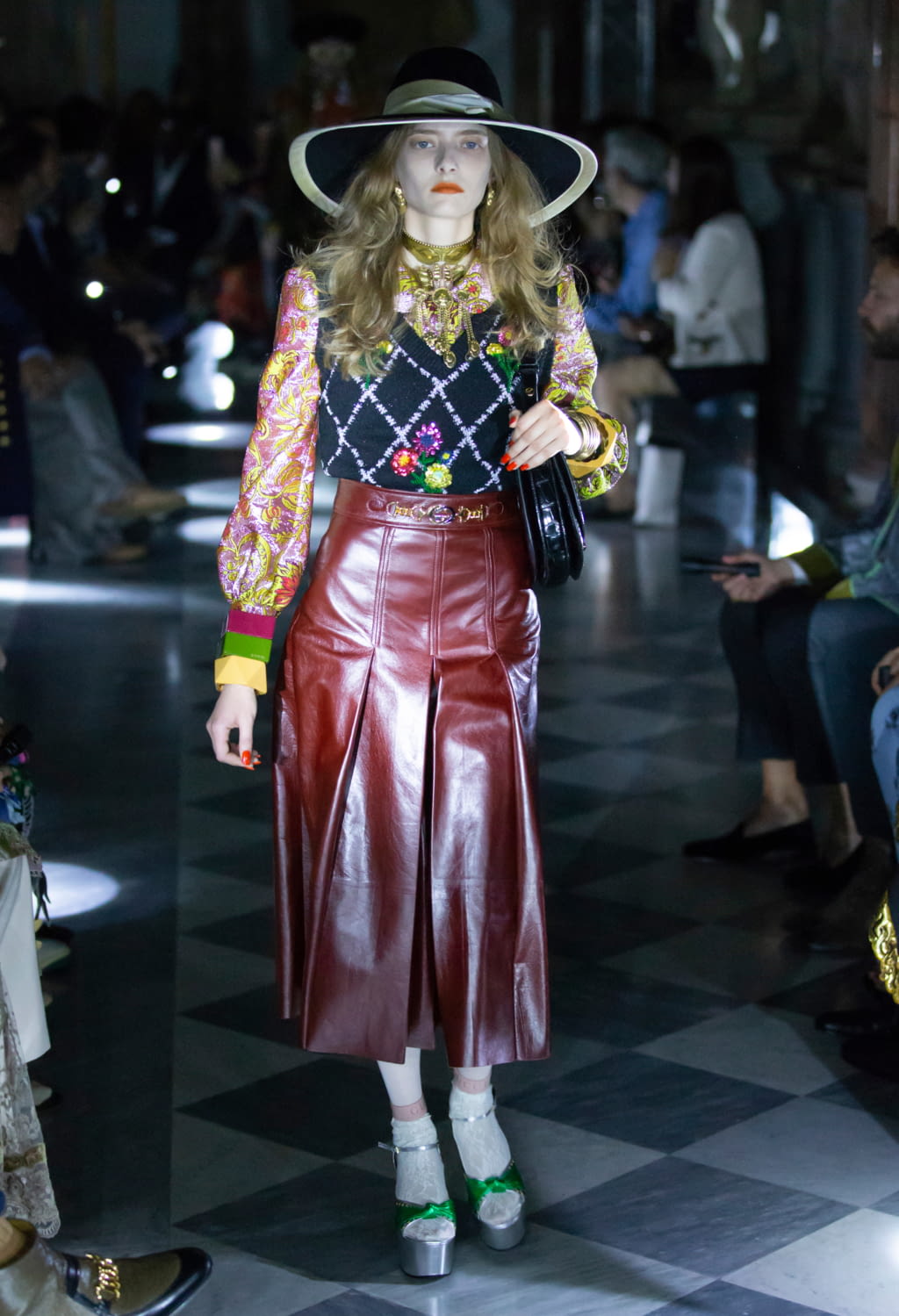 Fashion Week Milan Resort 2020 look 7 de la collection Gucci womenswear