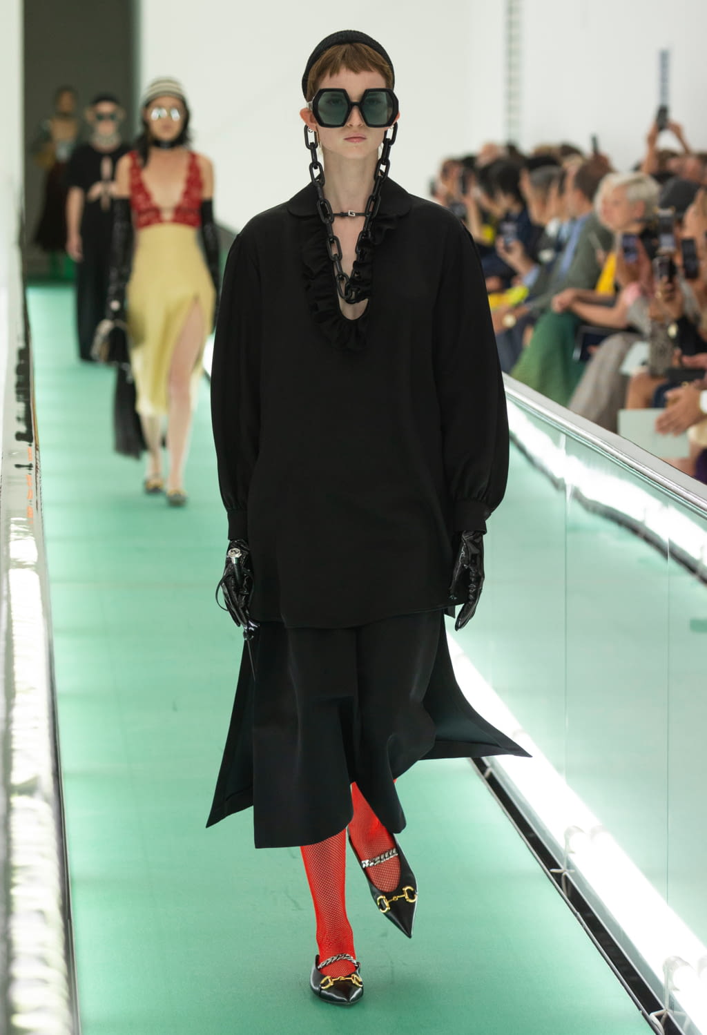 Fashion Week Milan Spring/Summer 2020 look 6 from the Gucci collection womenswear