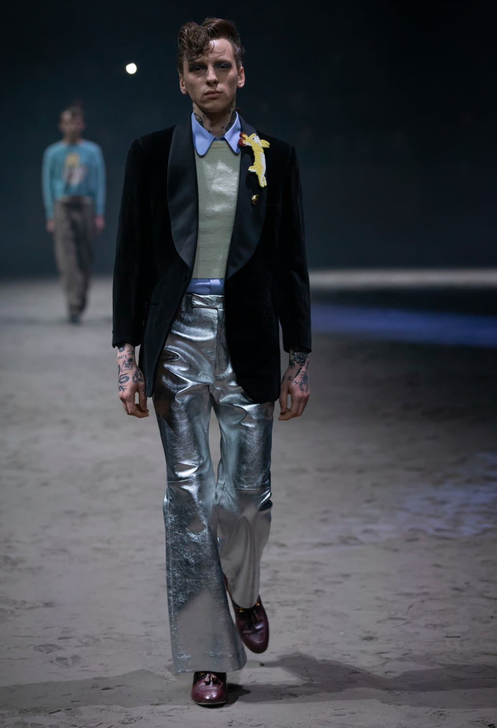 Fashion Week Milan Fall/Winter 2020 look 1 from the Gucci collection menswear