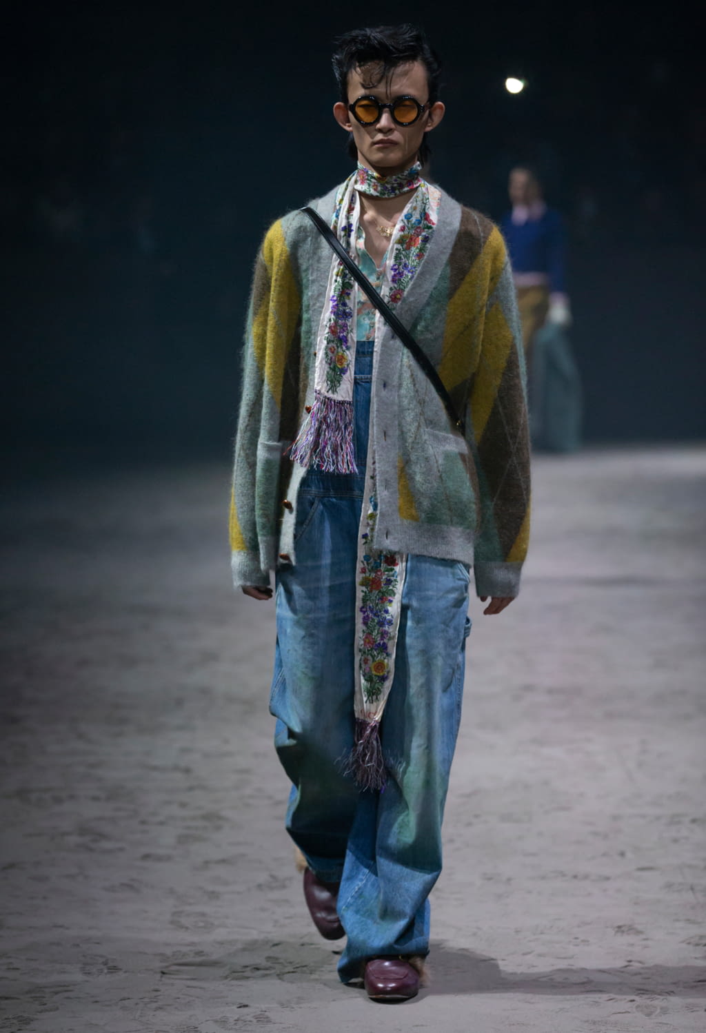 Fashion Week Milan Fall/Winter 2020 look 11 from the Gucci collection 男装