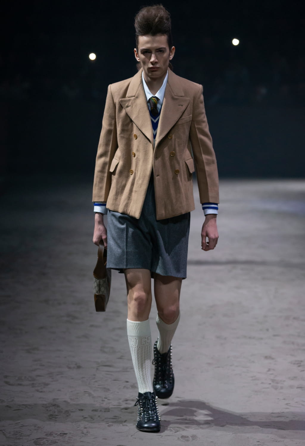 Fashion Week Milan Fall/Winter 2020 look 18 from the Gucci collection menswear