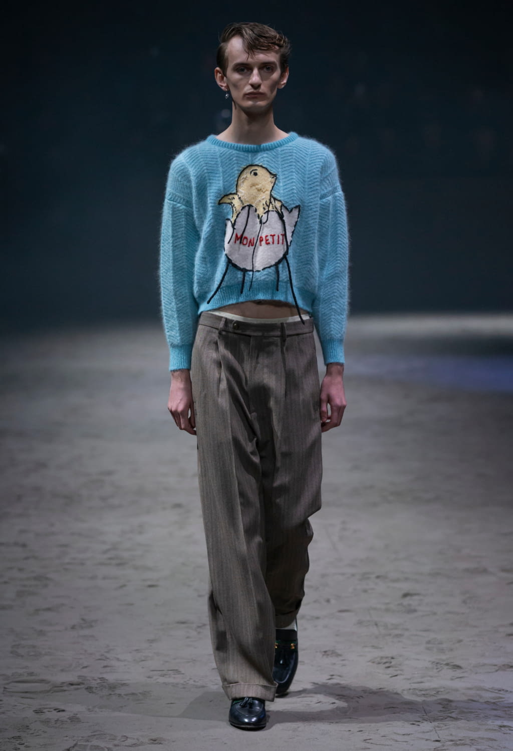 Fashion Week Milan Fall/Winter 2020 look 2 from the Gucci collection 男装