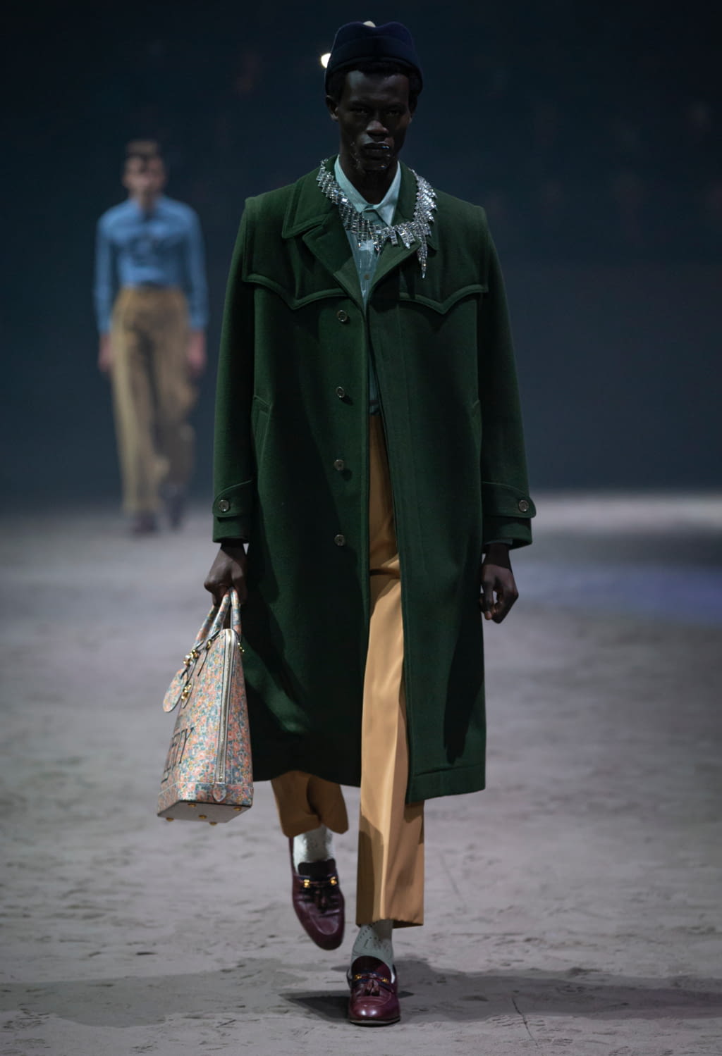 Fashion Week Milan Fall/Winter 2020 look 3 from the Gucci collection menswear