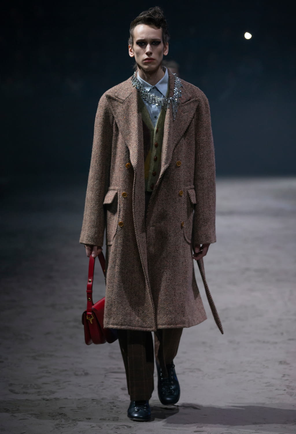 Fashion Week Milan Fall/Winter 2020 look 7 de la collection Gucci menswear