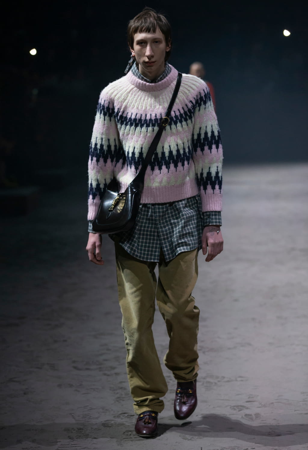 Fashion Week Milan Fall/Winter 2020 look 8 from the Gucci collection 男装