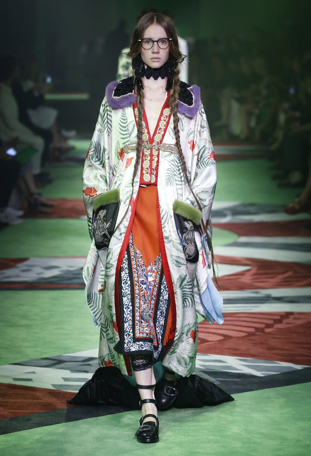 Fashion Week Milan Spring/Summer 2017 look 17 from the Gucci collection 男装