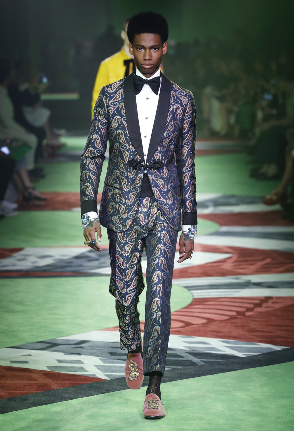 Fashion Week Milan Spring/Summer 2017 look 25 from the Gucci collection menswear