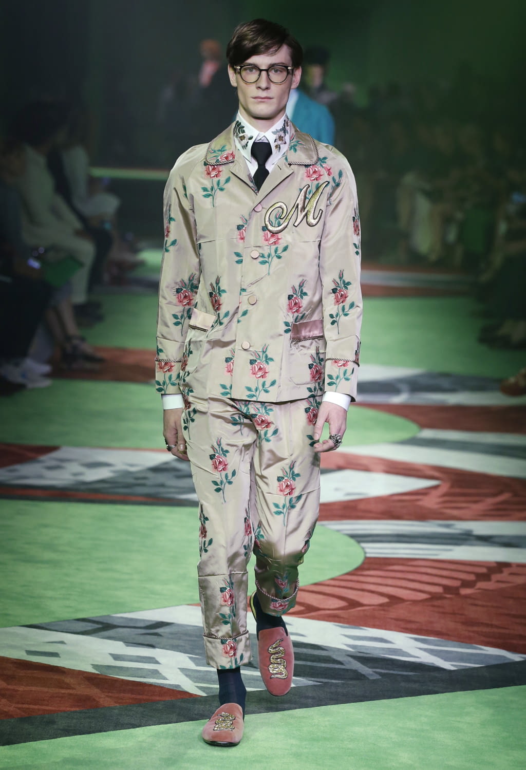 Fashion Week Milan Spring/Summer 2017 look 28 de la collection Gucci menswear