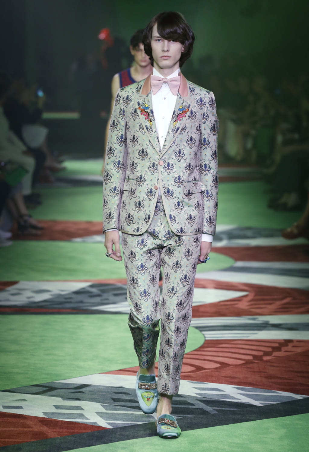 Fashion Week Milan Spring/Summer 2017 look 31 from the Gucci collection menswear