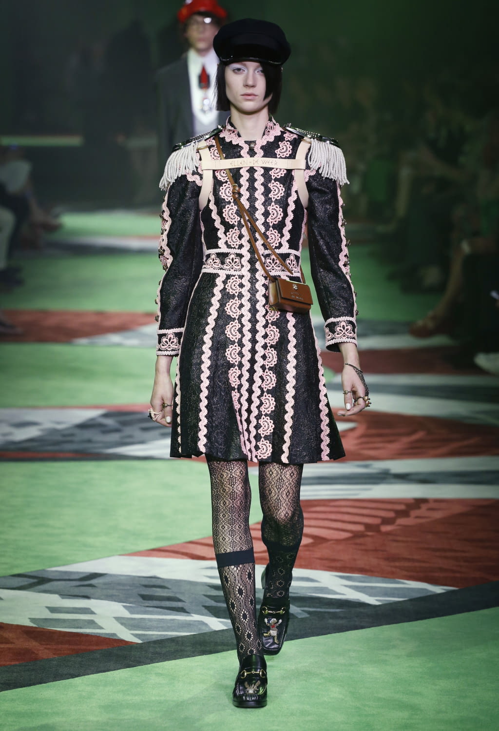Fashion Week Milan Spring/Summer 2017 look 47 from the Gucci collection 男装