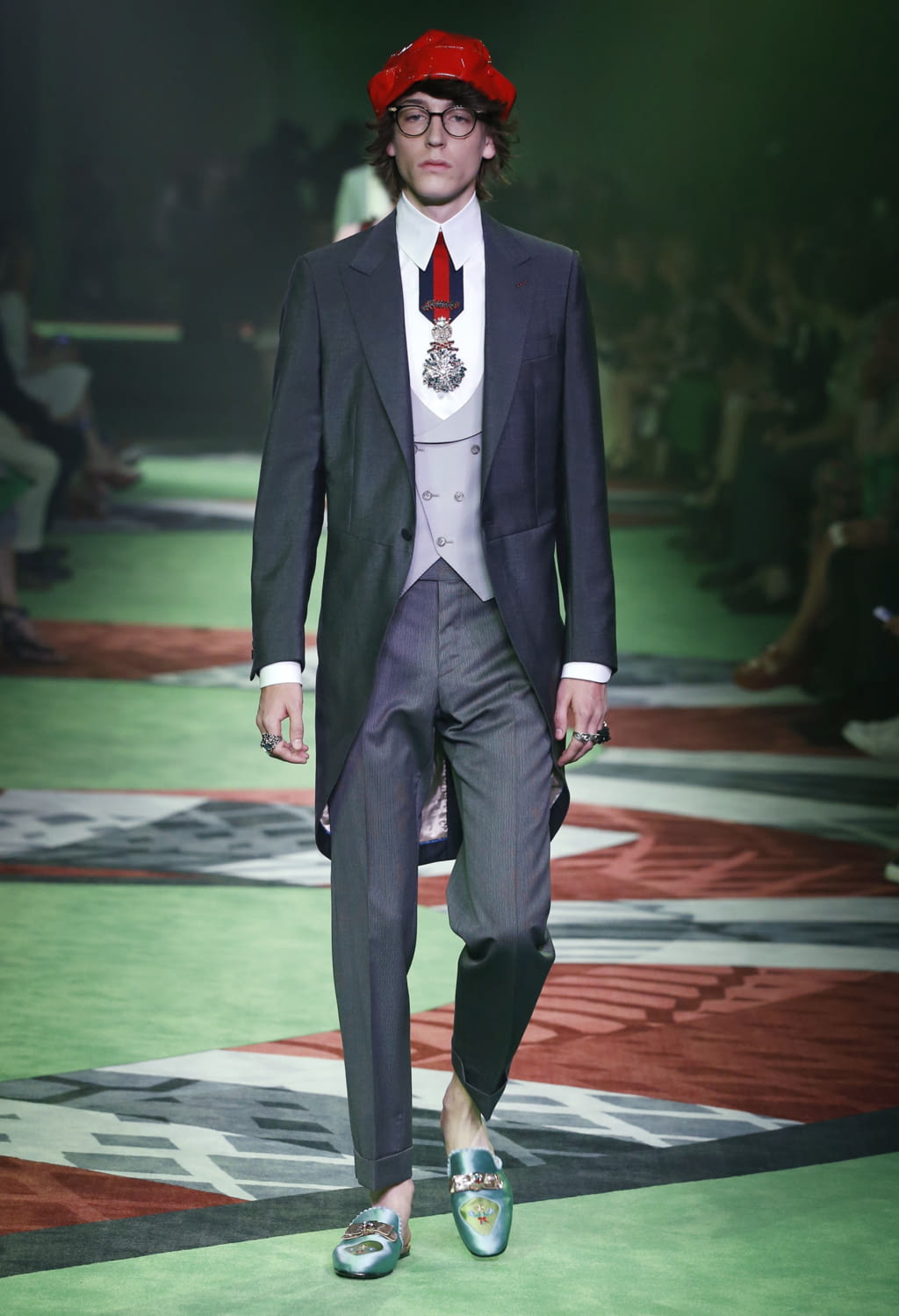 Fashion Week Milan Spring/Summer 2017 look 48 from the Gucci collection menswear