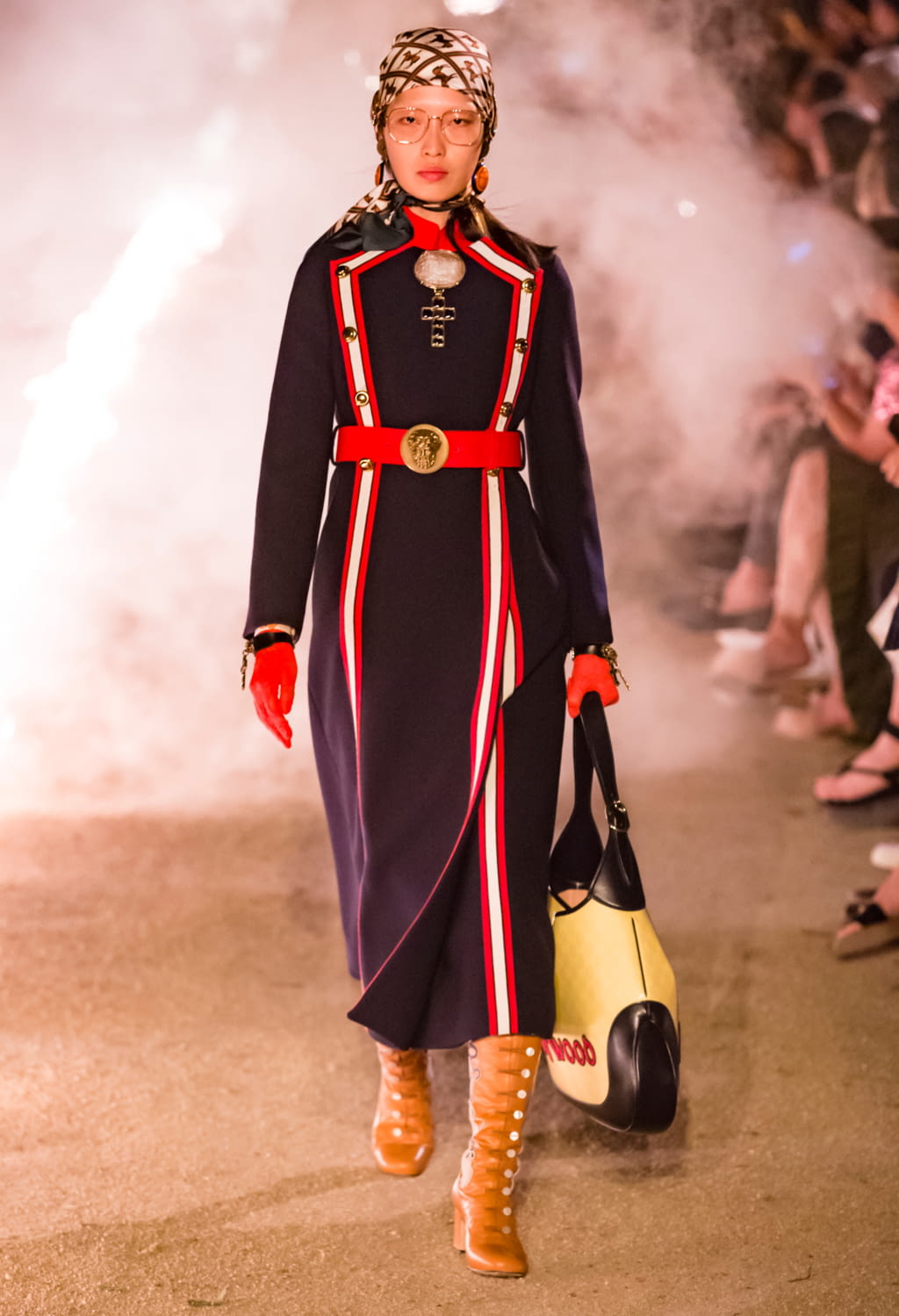 Fashion Week Milan Resort 2019 look 108 from the Gucci collection 女装