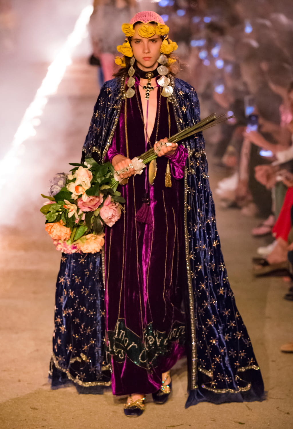 Fashion Week Milan Resort 2019 look 12 de la collection Gucci womenswear