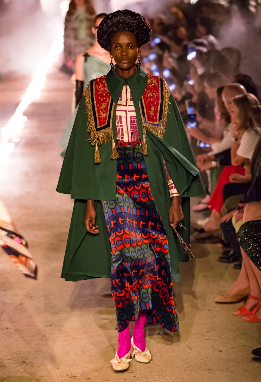Fashion Week Milan Resort 2019 look 15 de la collection Gucci womenswear