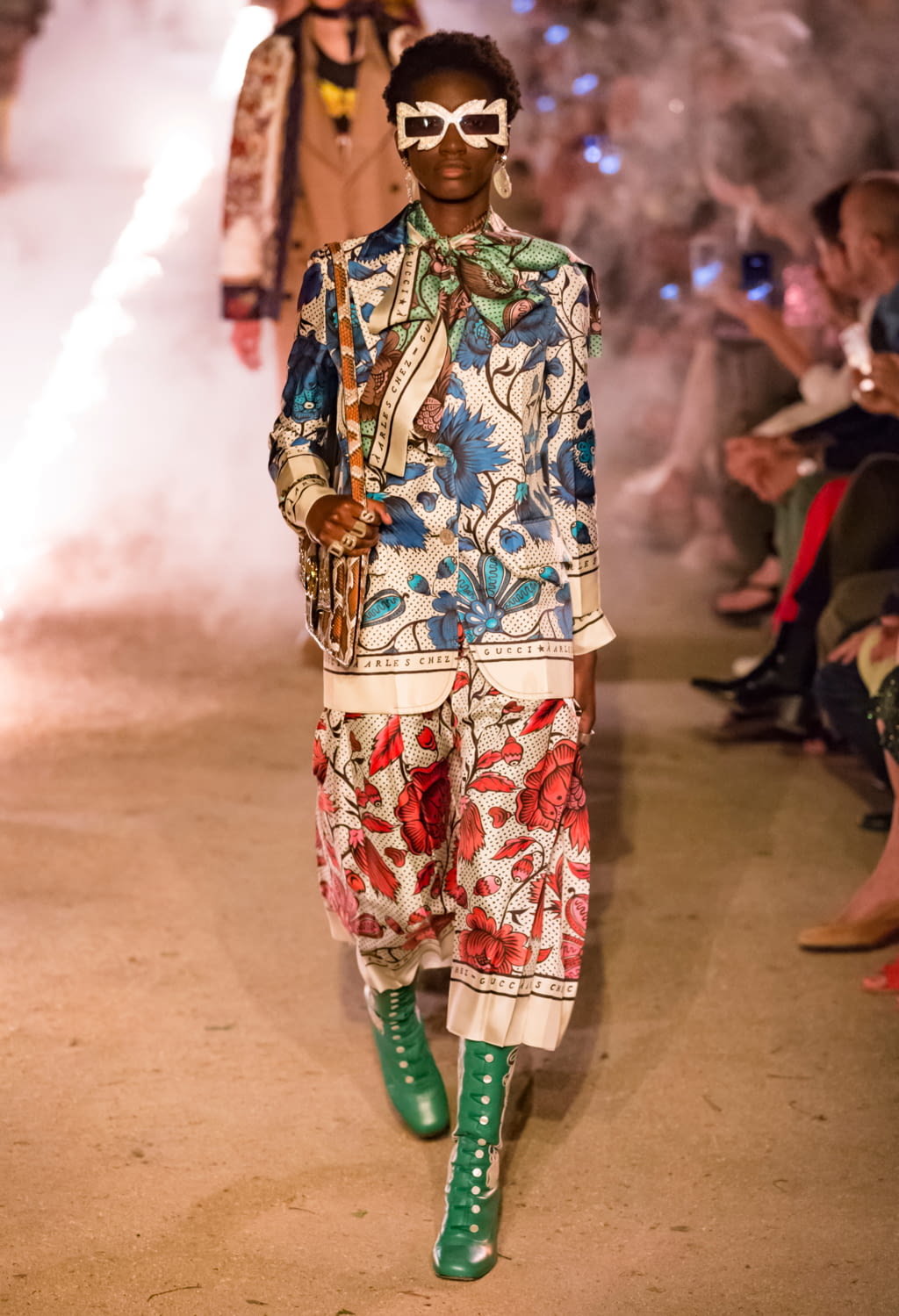 Fashion Week Milan Resort 2019 look 26 de la collection Gucci womenswear