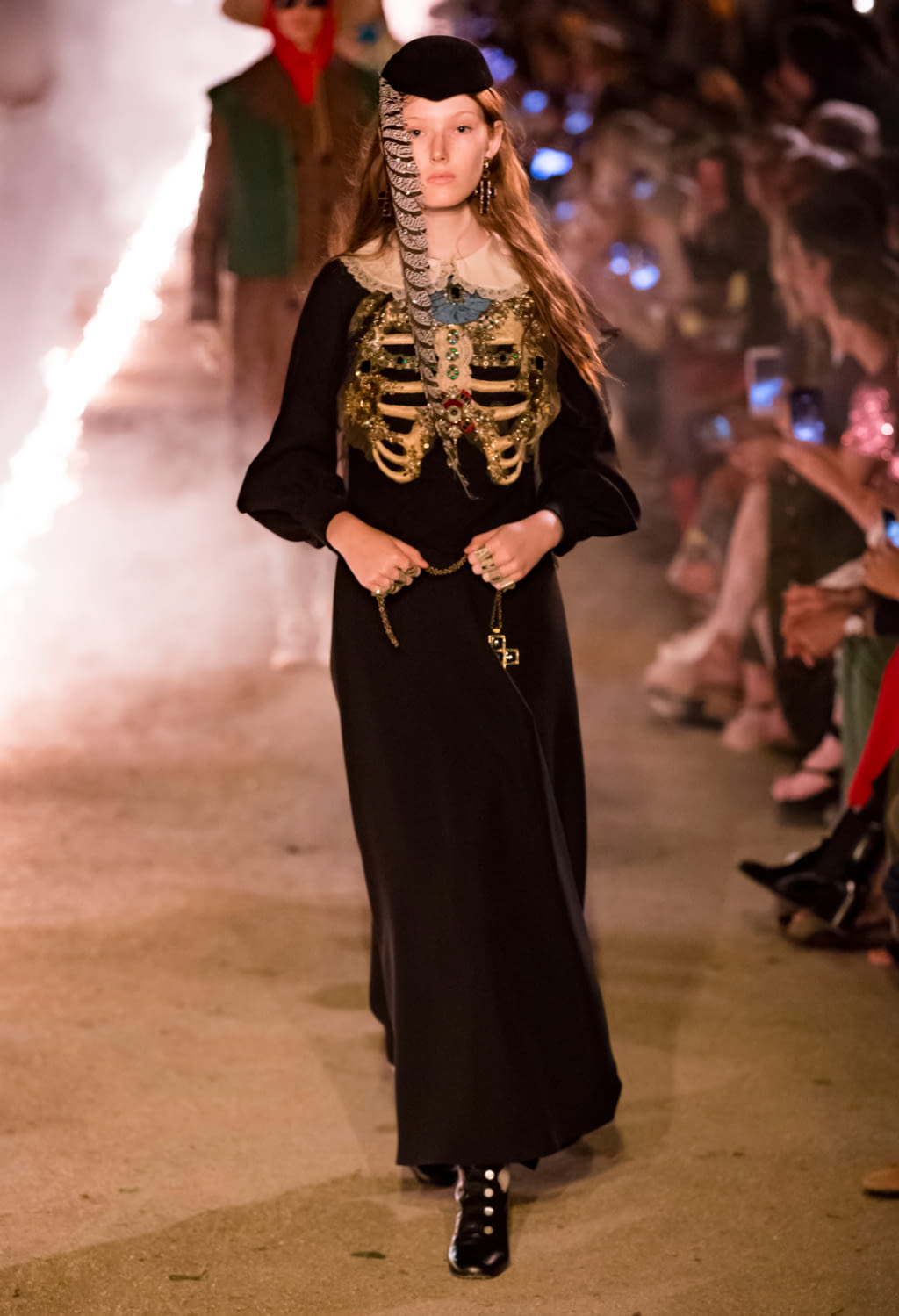 Fashion Week Milan Resort 2019 look 32 de la collection Gucci womenswear