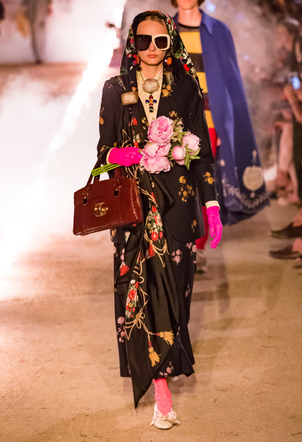 Fashion Week Milan Resort 2019 look 71 from the Gucci collection 女装