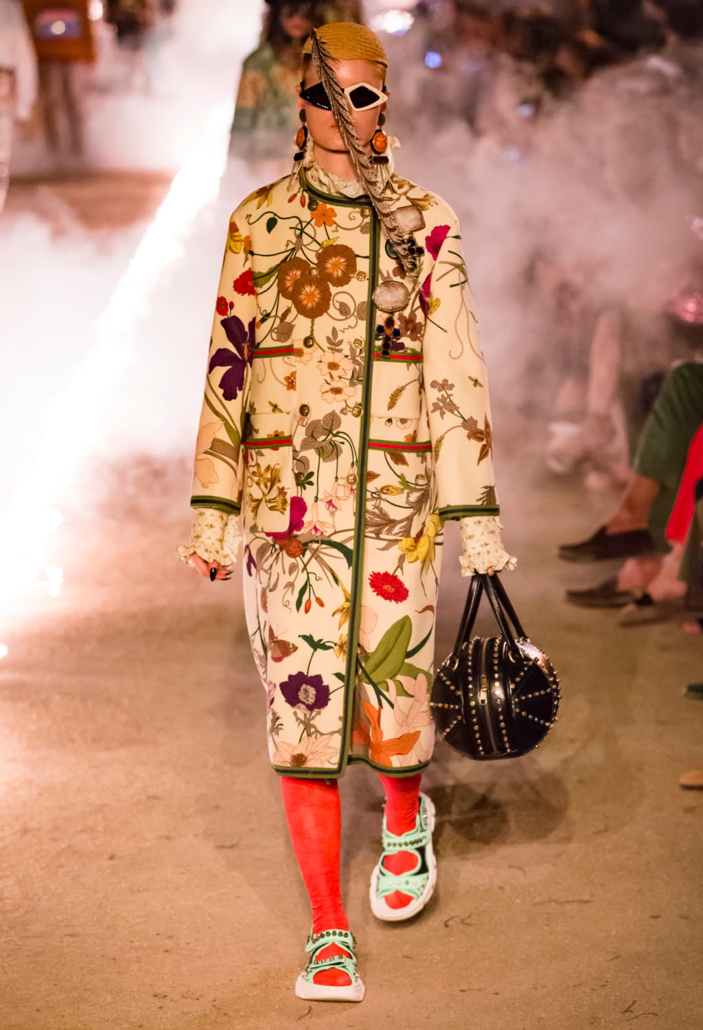 Fashion Week Milan Resort 2019 look 95 from the Gucci collection womenswear