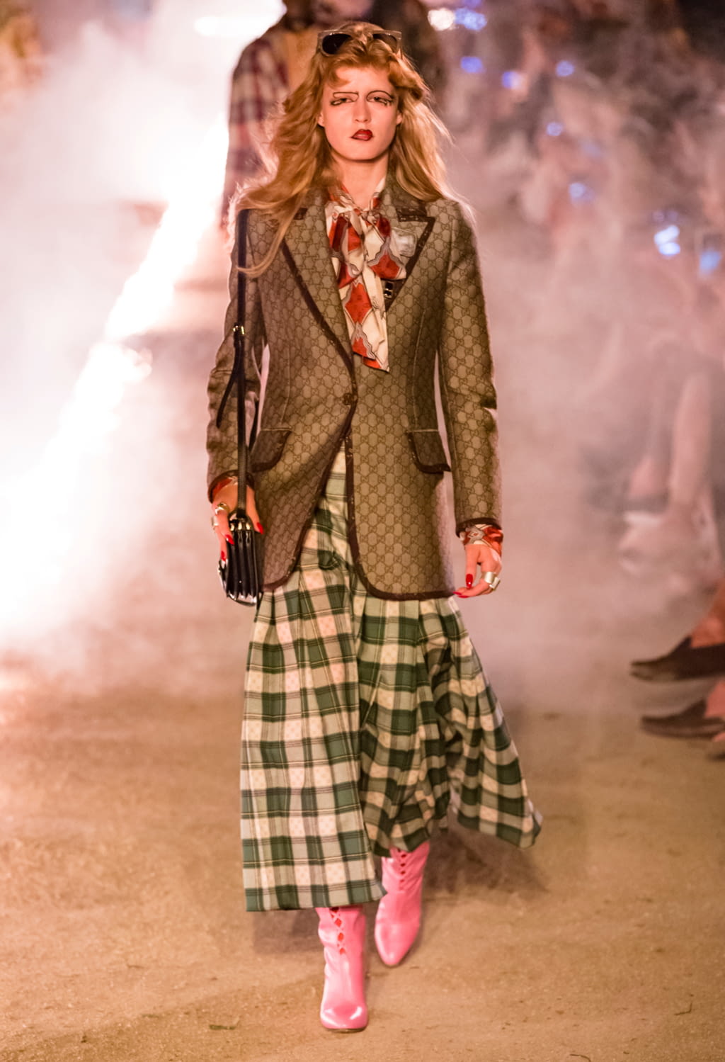 Fashion Week Milan Resort 2019 look 99 from the Gucci collection 女装