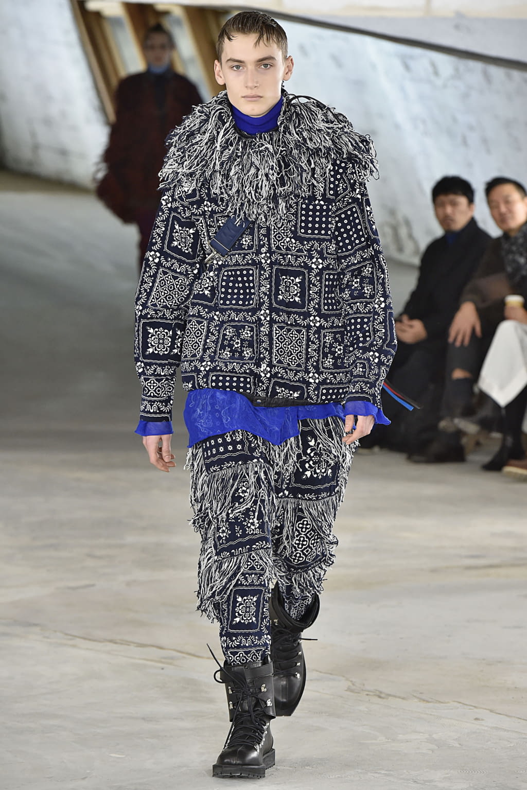 Fashion Week Paris Fall/Winter 2018 look 10 from the Sacai collection menswear