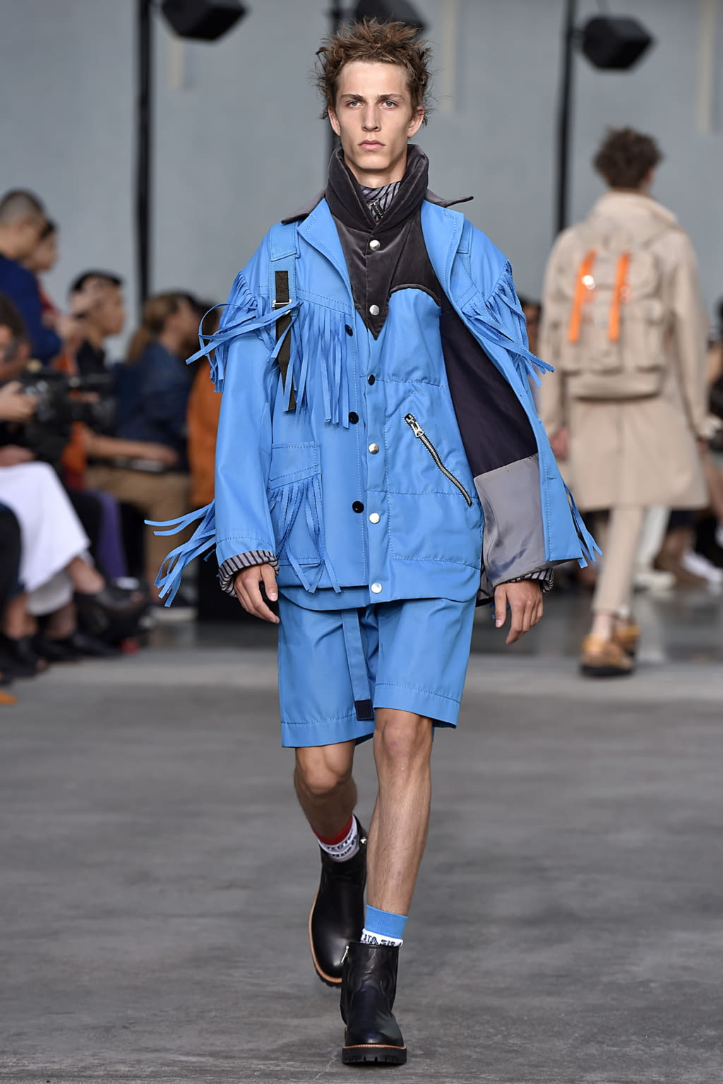 Fashion Week Paris Spring/Summer 2018 look 2 from the Sacai collection menswear