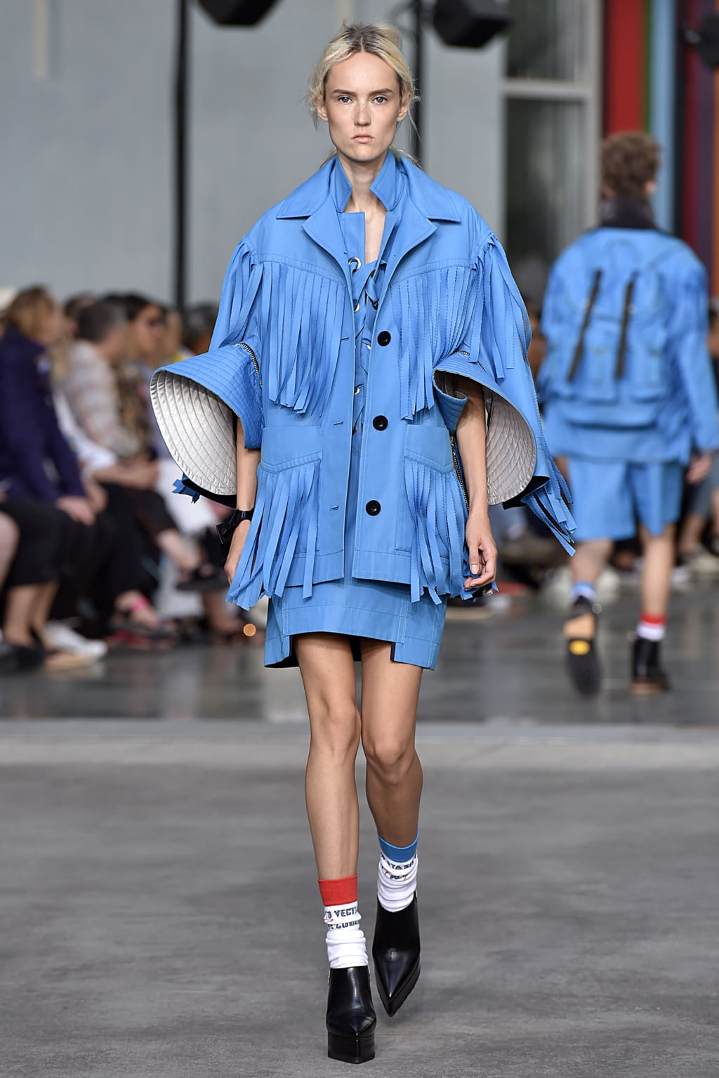 Fashion Week Paris Spring/Summer 2018 look 3 from the Sacai collection menswear