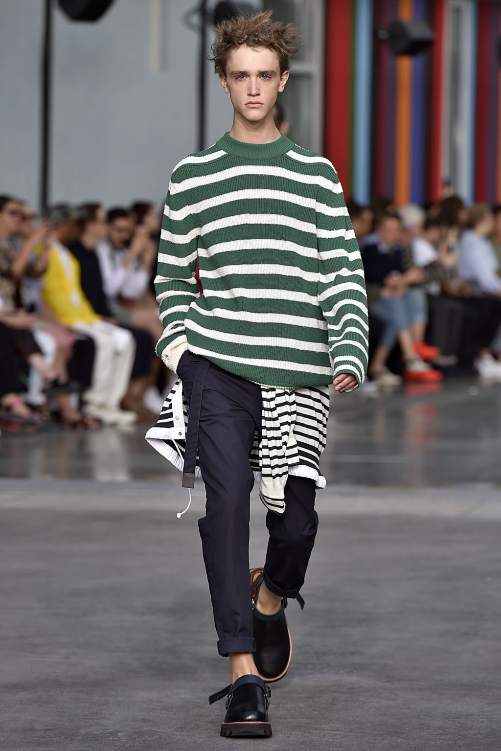 Fashion Week Paris Spring/Summer 2018 look 21 from the Sacai collection menswear