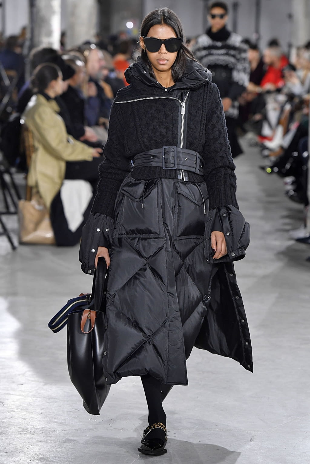 Fashion Week Paris Fall/Winter 2019 look 7 from the Sacai collection 女装