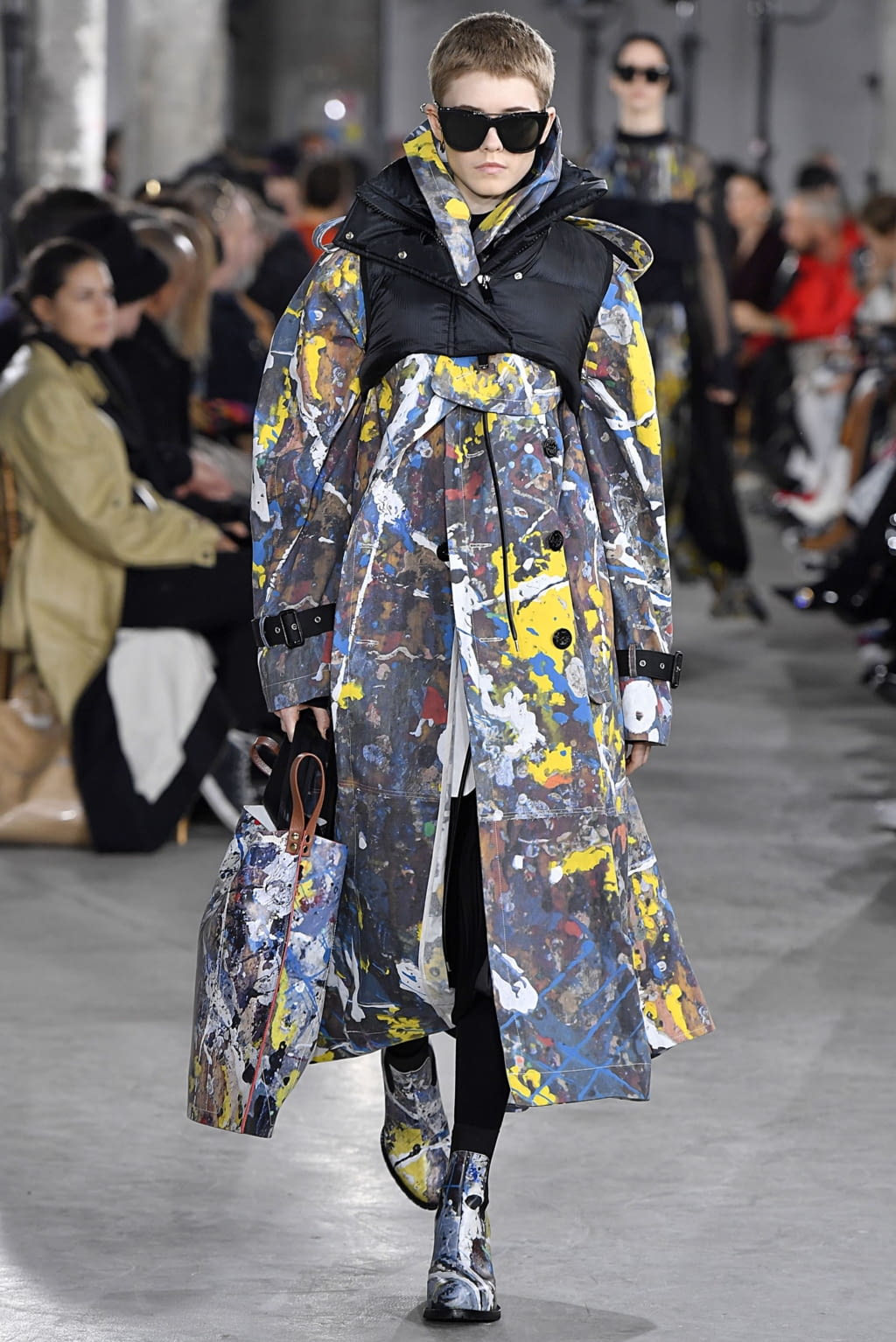 Fashion Week Paris Fall/Winter 2019 look 15 from the Sacai collection womenswear